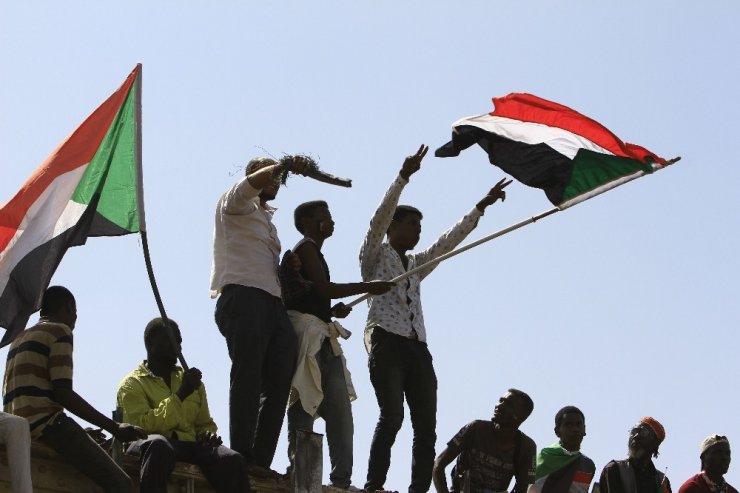 Sudan’da görüşmeler bugün de devam edecek