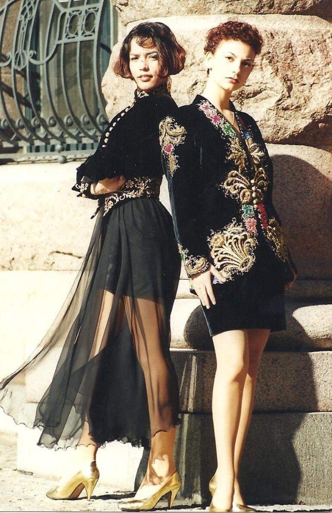 Eski manken obezite ameliyatıyla podyuma döndü