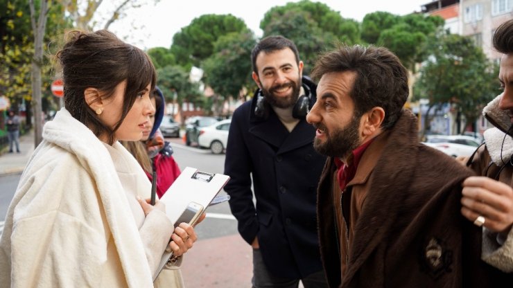 Aykut Enişte filmi İzmir galasıyla tüm Türkiye’de vizyona girecek