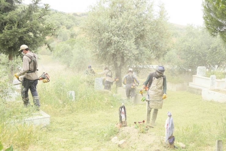 Efeler Belediyesi mezarlıkları düzenliyor