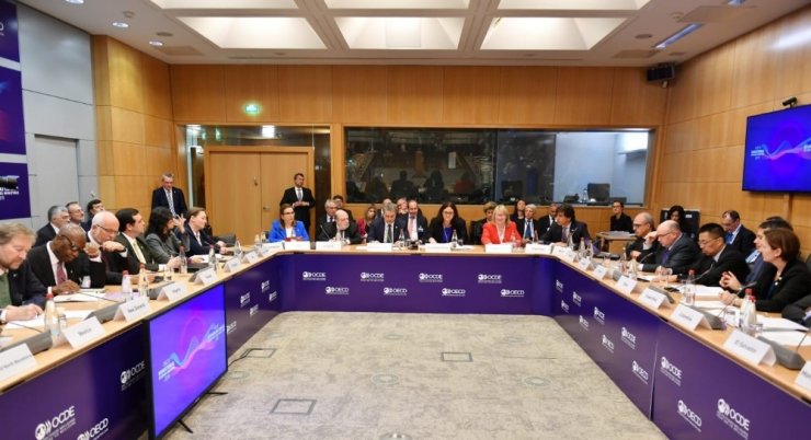 Bakan Pekcan, OECD Bakanlar Konseyi toplantısına katıldı