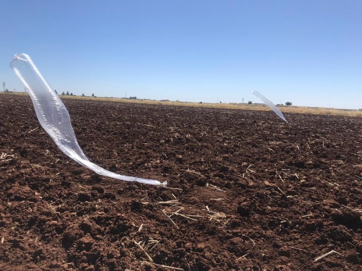 Viranşehir’de bomba düzenekli balonlar ele geçirildi