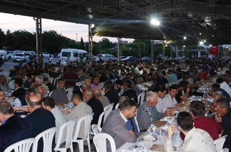 Yeniçiftlik Köyü Muhtarlığından 2 bin kişilik iftar