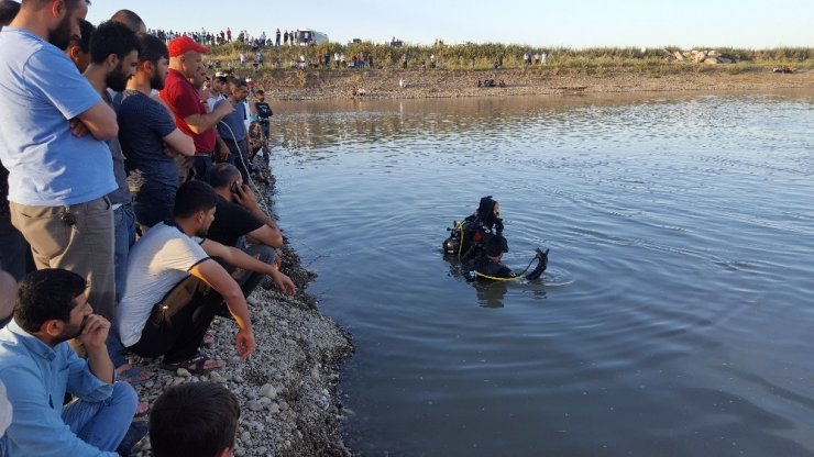 15 gün önce askerden gelen genç Dicle Nehri’nde boğuldu