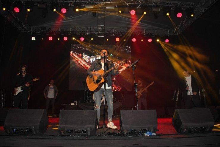 Samsun’da Bora Duran rüzgarı