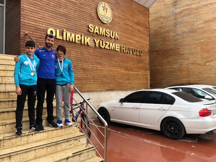 M.Arda Çulha Analig Yüzme’de Türkiye Şampiyonu