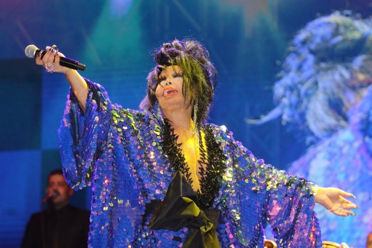 Alanya’da Bülent Ersoy rüzgarı