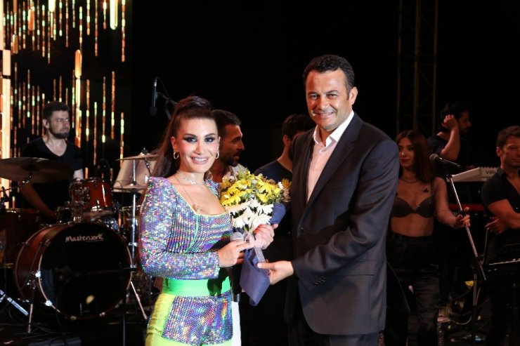 Kaş’ta İrem Derici rüzgarı