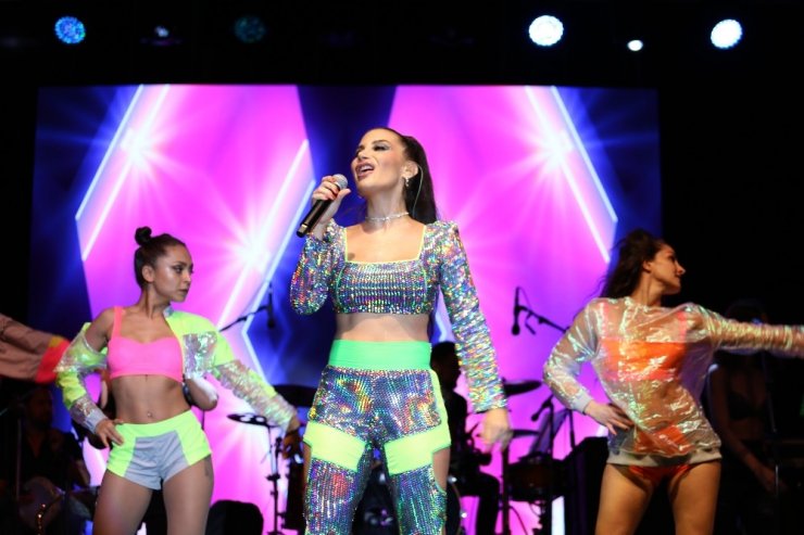 Kaş’ta İrem Derici rüzgarı