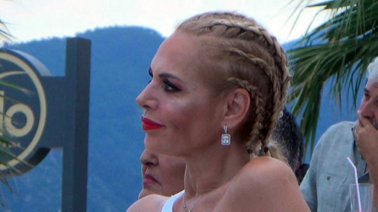 Ünlü şarkıcı Fulden Uras’ın duygusal anları