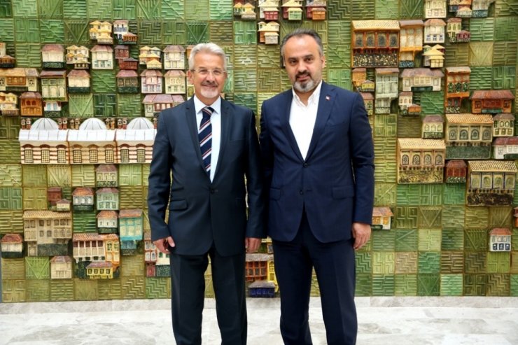 Büyükşehir Belediye Başkanı Aktaş’tan Nilüfer Belediye Başkanı Turgay Erdem’e “Hayırlı olsun” ziyareti