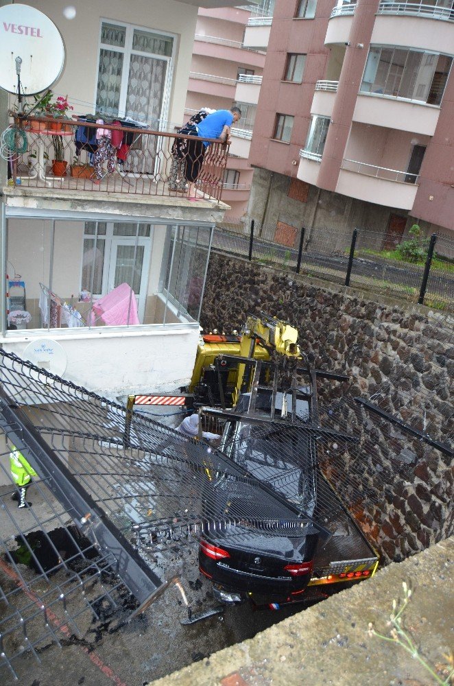 Trabzon’da yağmur trafik kazalarını beraberinde getirdi