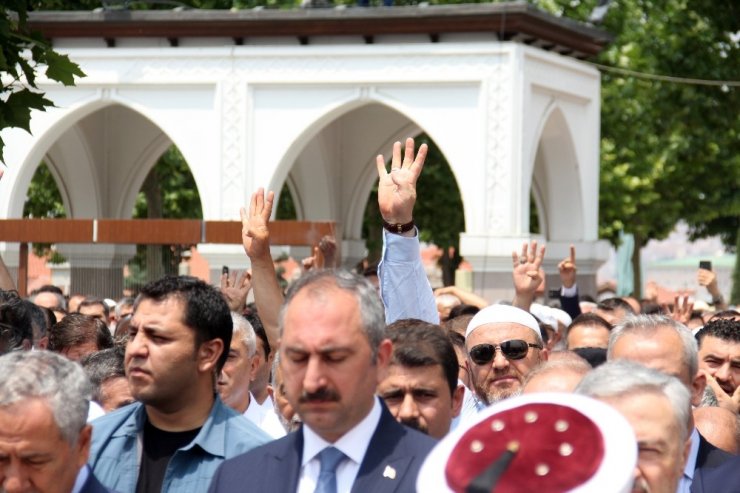 Mısır eski Cumhurbaşkanı Mursi için Ankara’da gıyabi cenaze namazı kılındı