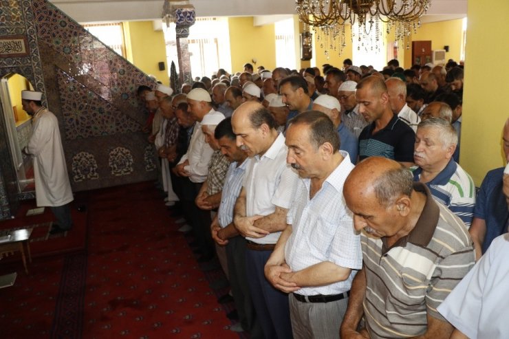 Zonguldak’ta Mursi için gıyabi cenaze namazı