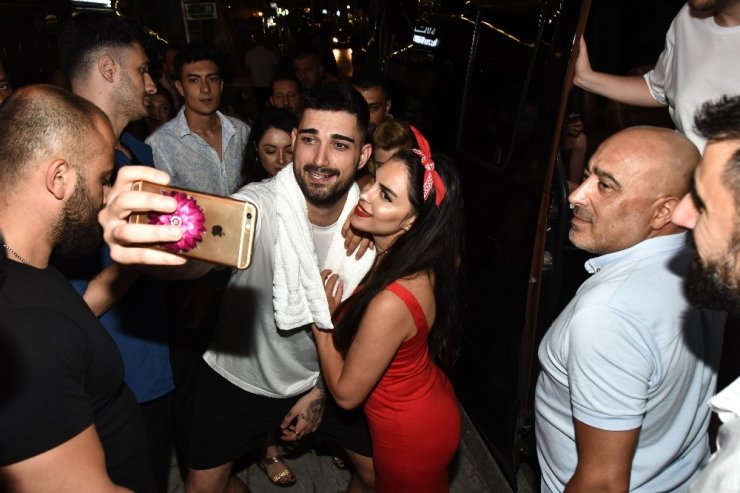 Demet Akalın’dan özür diledi