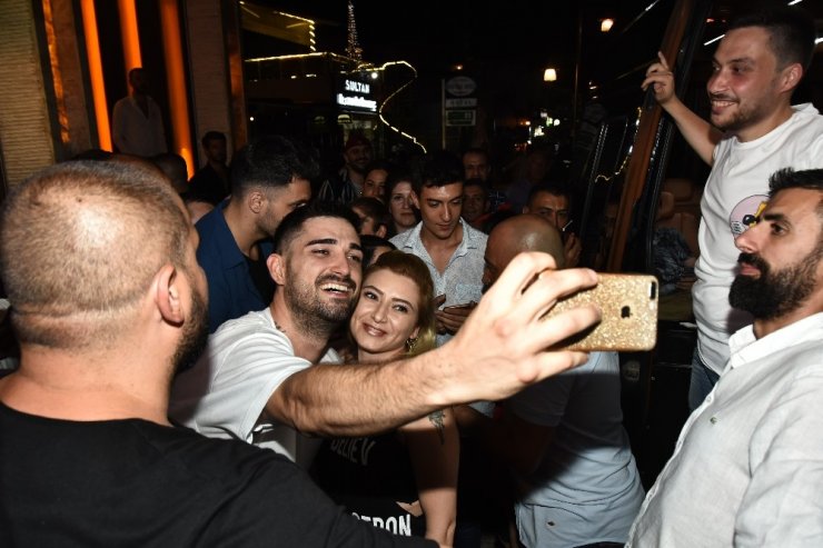 Demet Akalın’dan özür diledi