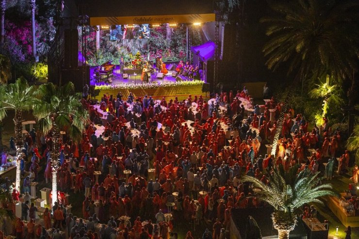 Antalya’da Monica Molina rüzgarı