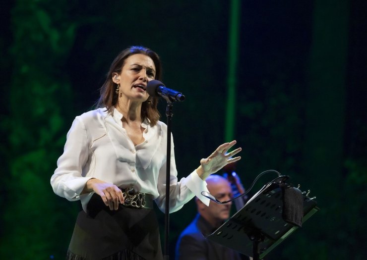 Antalya’da Monica Molina rüzgarı