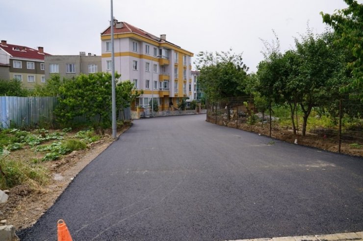 Çorlu Belediyesi asfaltlama çalışmalarını sürdürüyor