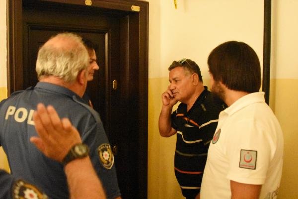 Konya'da bir evden gelen kötü koku polisi harekete geçirdi