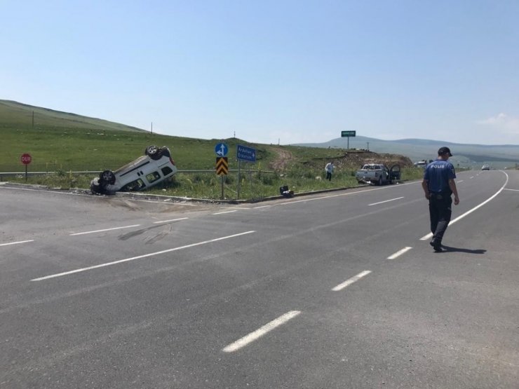 Ardahan’da trafik kazası: 1 ölü, 4 yaralı