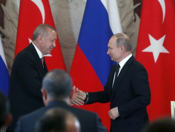 Erdoğan ve Putin, Osaka’da görüşecek
