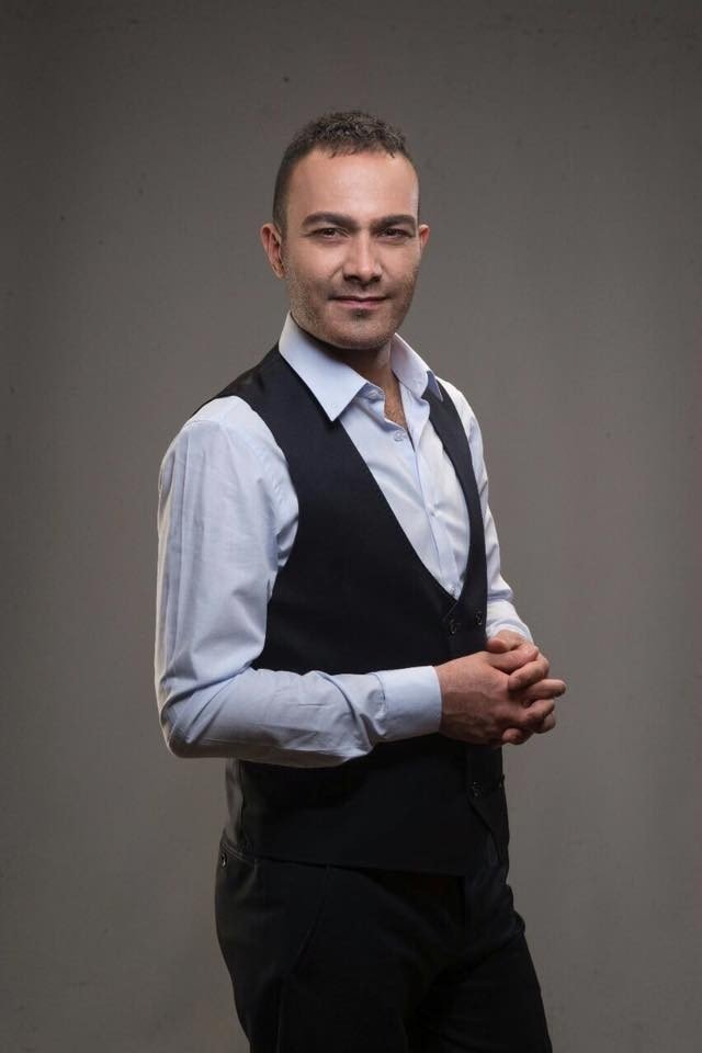 Mümin Sarıkaya’dan sevenlerine mini konser