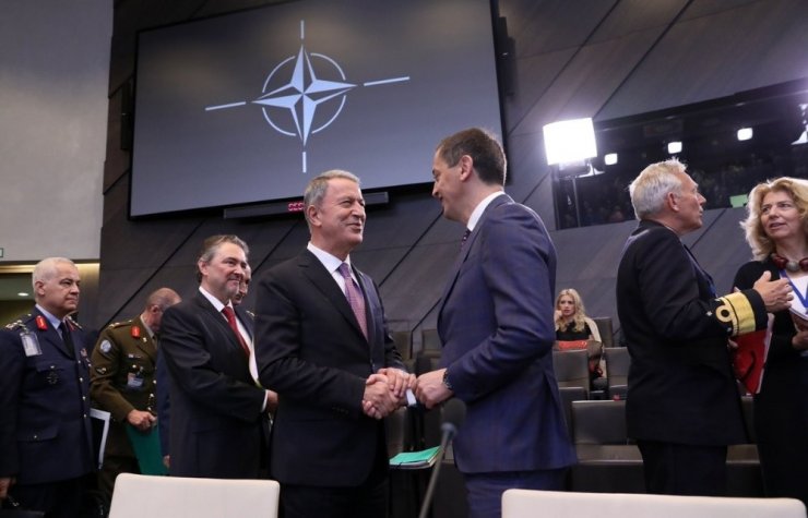 Bakan Akar NATO Savunma Bakanları Toplantısı’nda