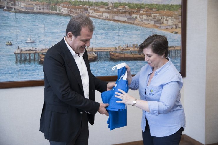 Mersin’deki Kızkalesi ve Susanoğlu yeniden ’Mavi Bayrak’lı oldu