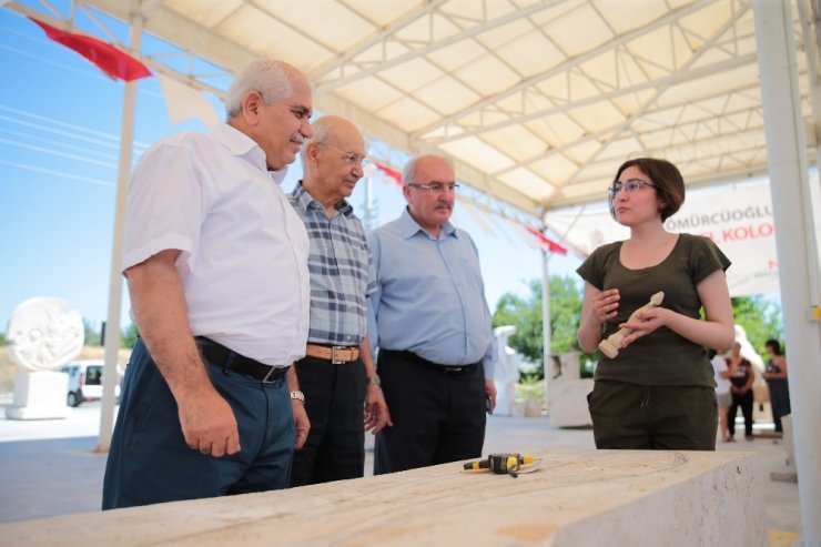 Taşı sanata dönüştürenler Denizli’de