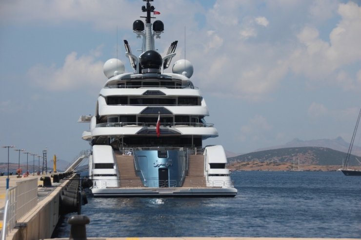 Katar emirinin 300 milyon dolar değerindeki yüzen sarayı Bodrum’da