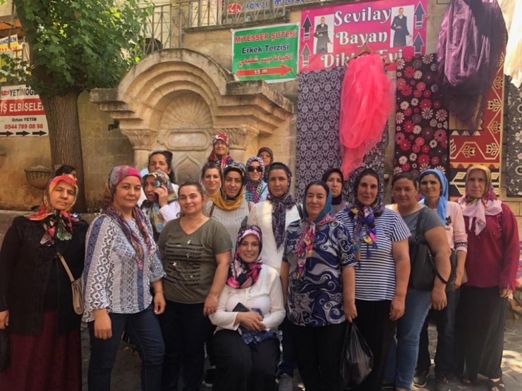 Mezitli’nin üretici kadınlarına belediyeden Şanlıurfa turu