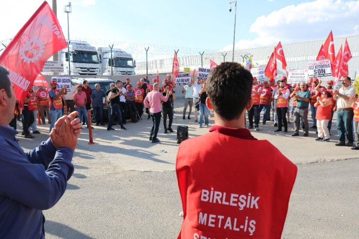 Küçükosmanoğlu: "Kanunsuz bir şekilde işinden olan işçilerin hak mücadelelerini başlatıyoruz”