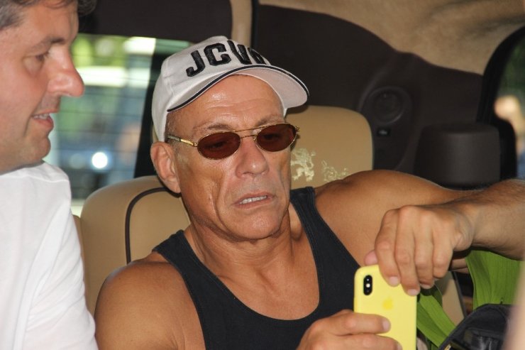 Jean Claude Van Damme’ın ilk isteği Türk kahvesi oldu