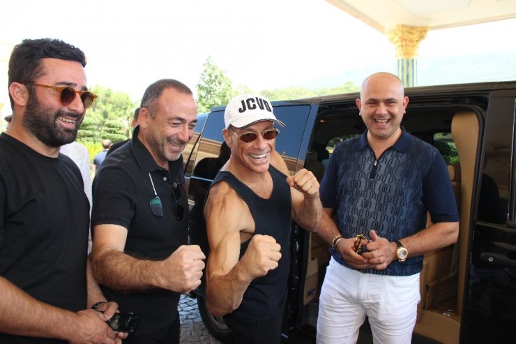 Jean Claude Van Damme’ın ilk isteği Türk kahvesi oldu