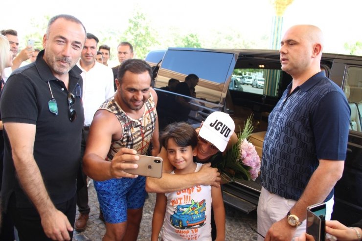 Jean Claude Van Damme’ın ilk isteği Türk kahvesi oldu