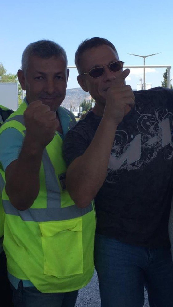 Jean Claude Van Damme Bodrum’dan vaz geçemiyor
