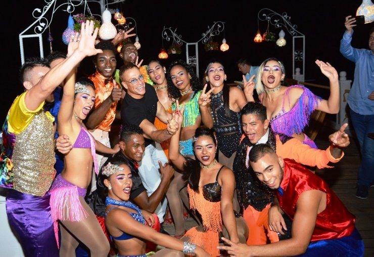 Jean Claude Van Damme Türkiye’yi öve öve bitiremedi