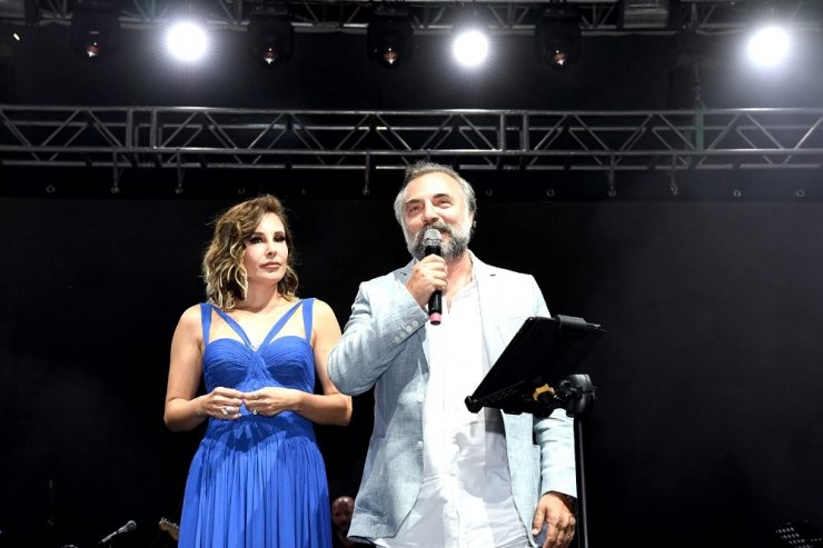 Kayısı Festivali’nde Funda Arar rüzgarı