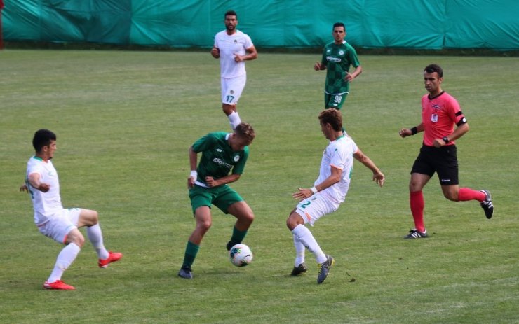 Alanyaspor, ligdeki rakibi Konyaspor’u 1-0 mağlup etti