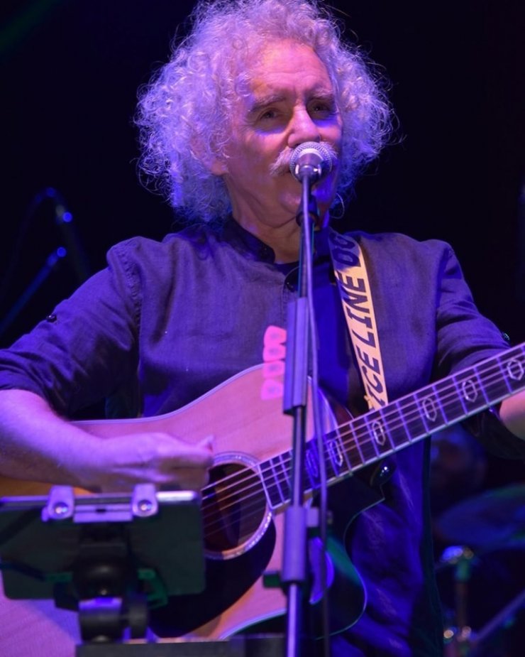 Yeni Türkü grubu 40. yılını Bilecik’te verdiği konserle kutladı