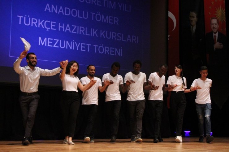 Gönül elçileri Türkiye’den aldıkları eğitimi ülkelerine aktarmak istiyor