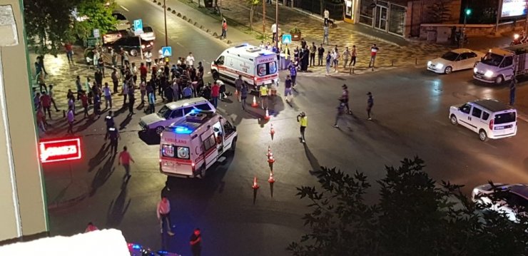 Kahramanmaraş’ta elektrikli bisiklet ile otomobil çarpıştı: 3 yaralı