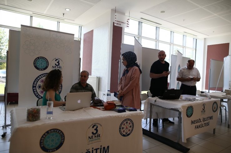 Bursa Uludağ Üniversitesi öğrenci adaylarına kapılarını açtı