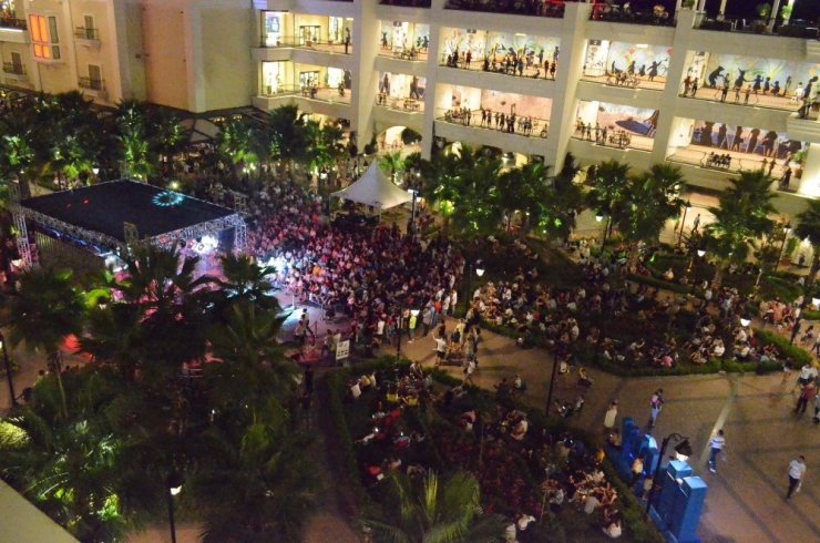 Binlerce İzmirlinin katıldığı caz festivali bu yıl 2-3-4 Ağustos’ta