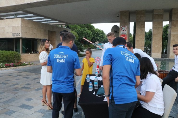 Antalya’da Jennifer Lopez rüzgarı