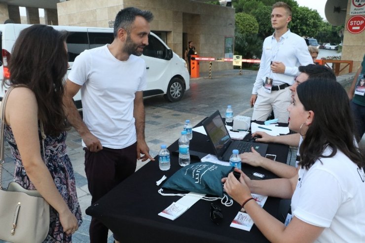 Antalya’da Jennifer Lopez rüzgarı