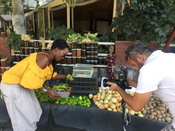 Dünyanın en güçlü kadın seslerinden Della Miles Kuşadası’nda