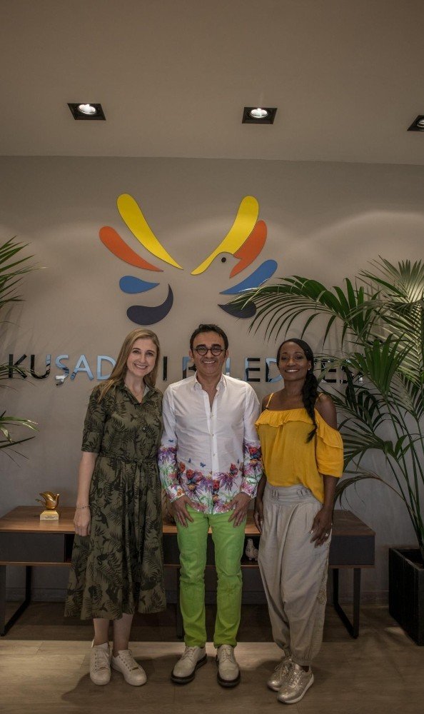 Dünyanın en güçlü kadın seslerinden Della Miles Kuşadası’nda