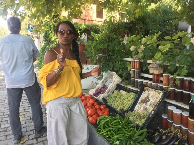 Dünyanın en güçlü kadın seslerinden Della Miles Kuşadası’nda